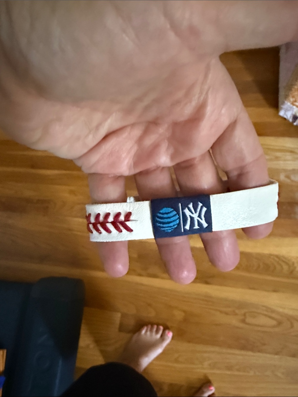 NY Yankees leather bracelet (vintage)